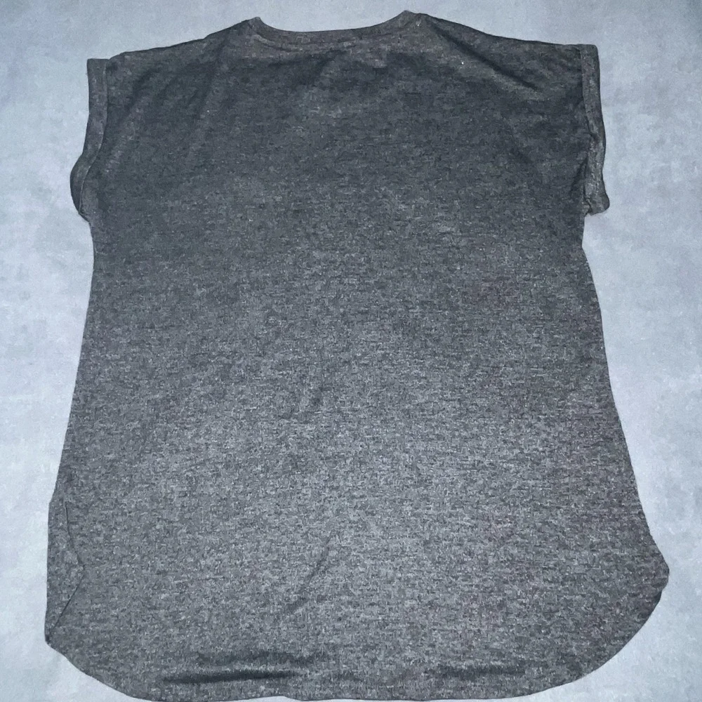 Clover +‎ Pine Womens Size XL Pullover He is Risen Graphic Tee